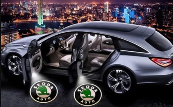 PİLLİ KAPI ALTI LOGOSU SKODA