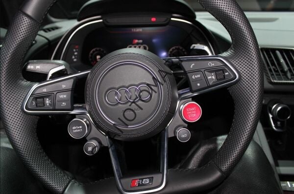 AUDİ R8 DERİ DİREKSİYON GRUBU AİRBAG